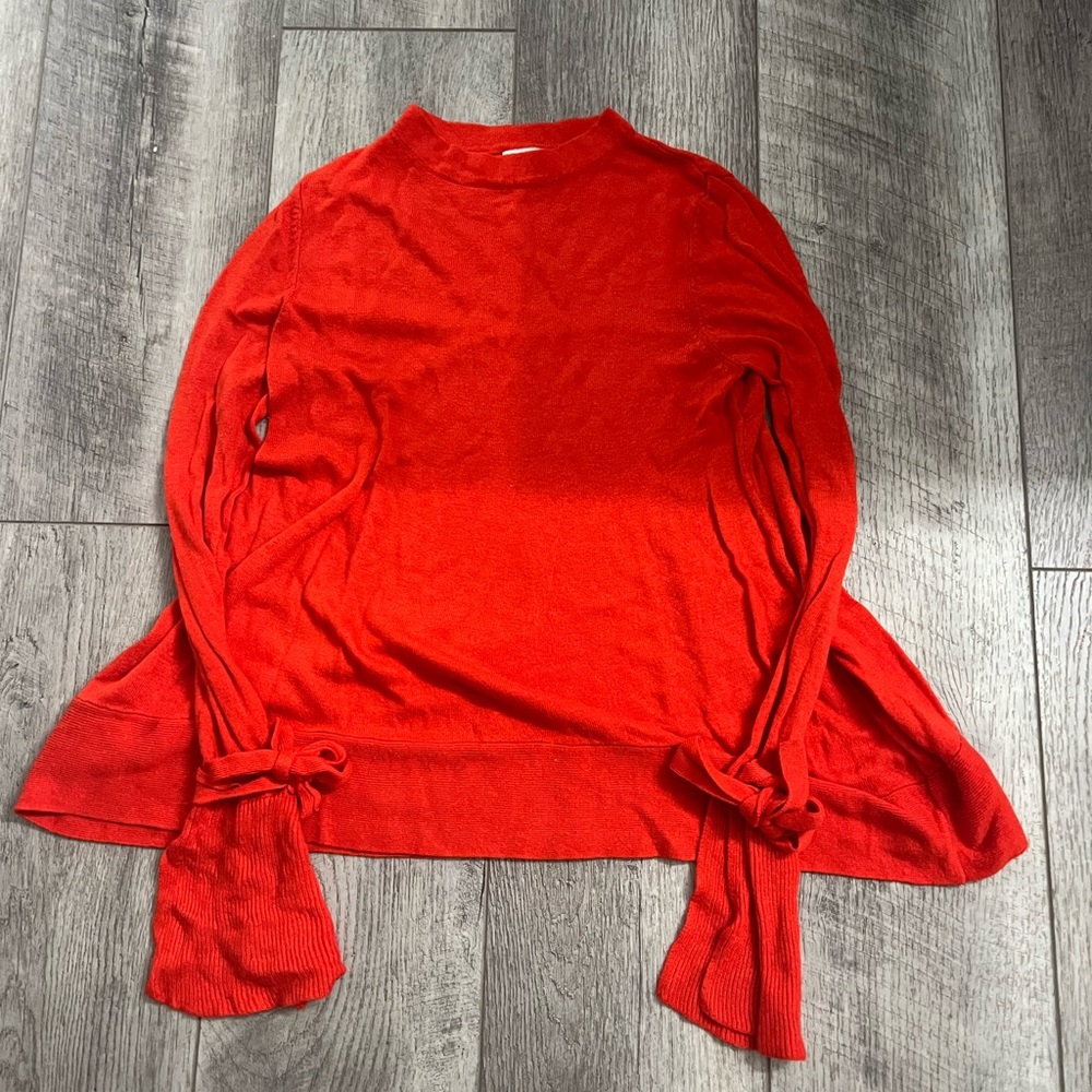 Perfect valentines sweater with bow sleeve detail